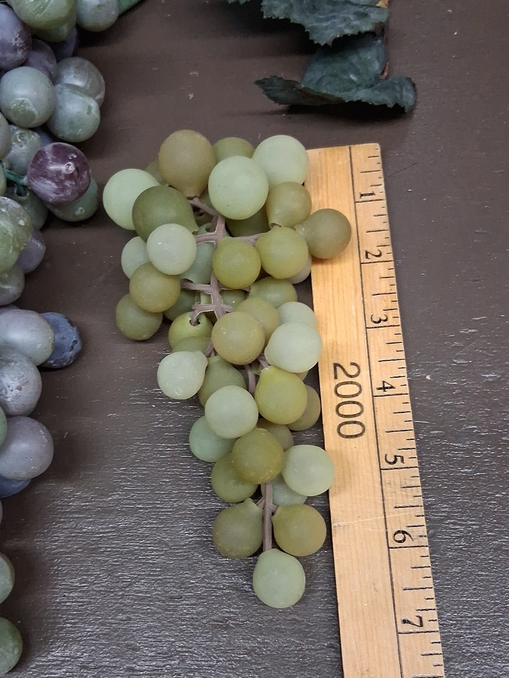 Collection Botanical Faux Grape Clusters (Set 3) - Picture 7 of 7